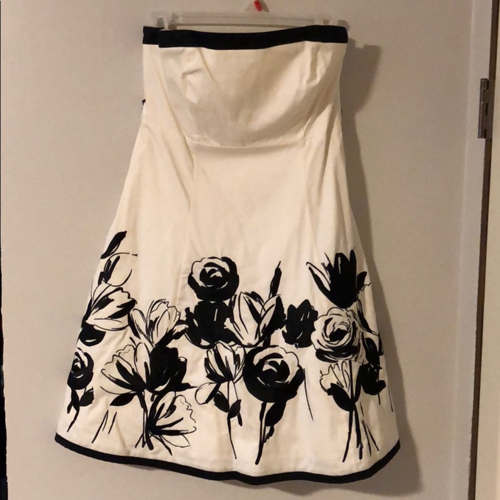White House Black Market Strapless Dress - Black and White Floral
